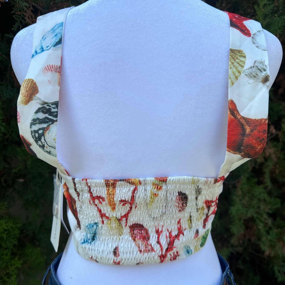 NWT Women’s Commense Multicolor Seashell Print Crop Top size XS - Picture 4 of 5